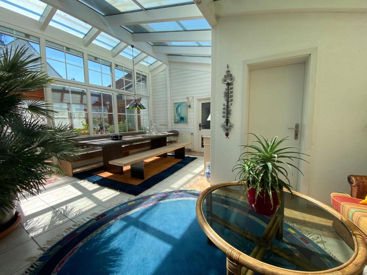 Haus Pia Executive Suites フリードリヒスハーフェン エクステリア 写真