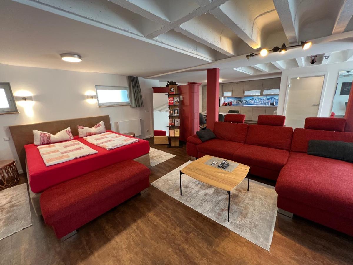Haus Pia Executive Suites フリードリヒスハーフェン エクステリア 写真