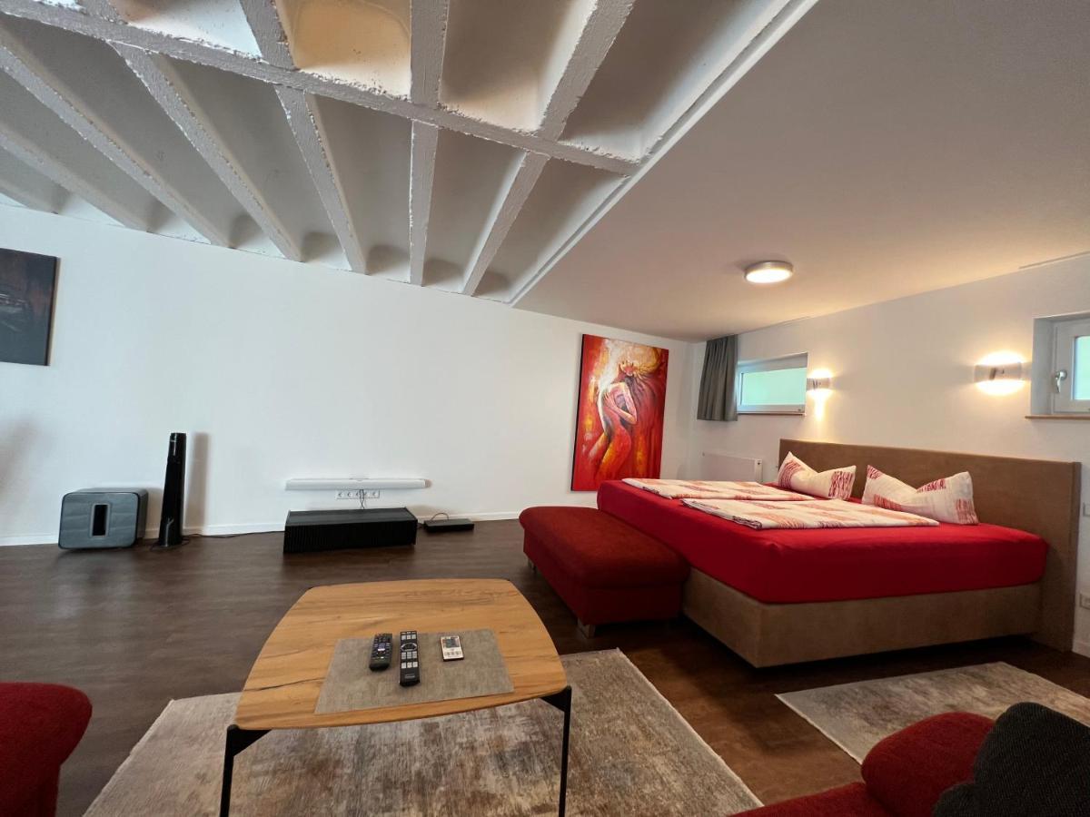 Haus Pia Executive Suites フリードリヒスハーフェン エクステリア 写真